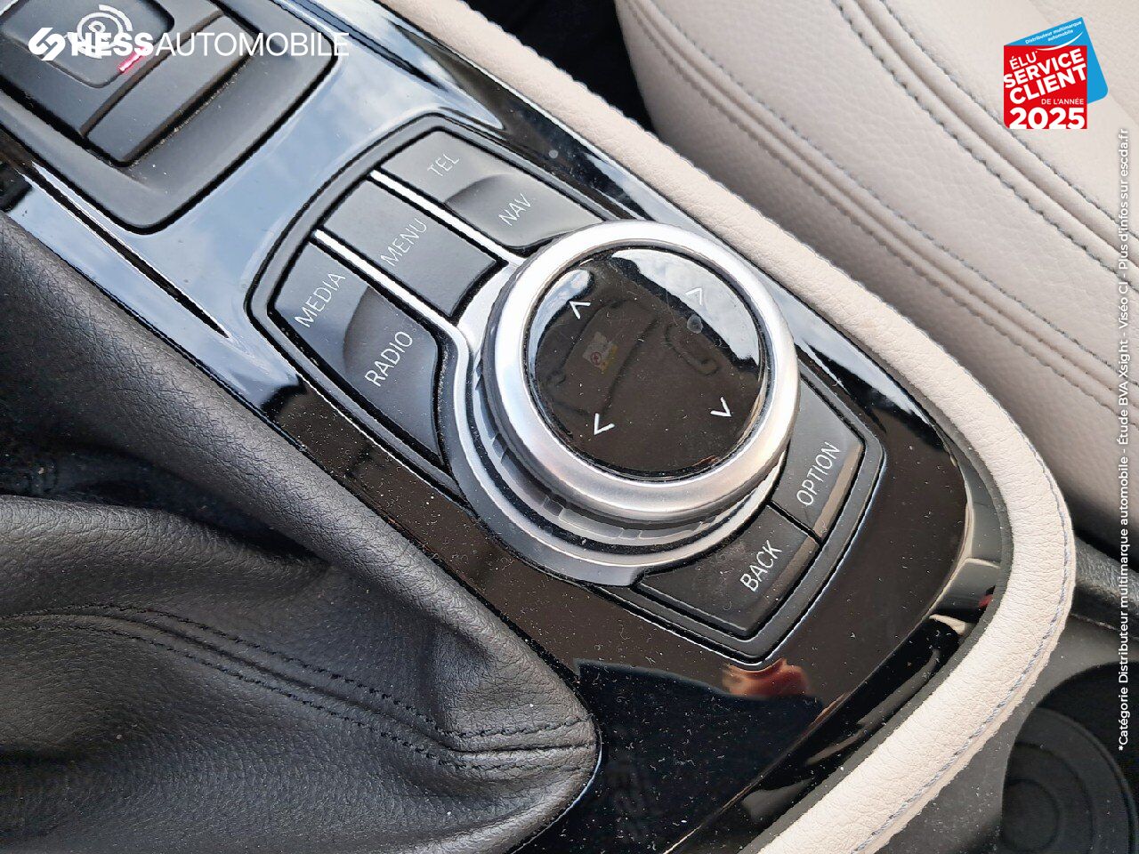 Véhicule d'occasion BMW SERIE 2 ACTIVETOURER 218D XDRIVE 150CH LUXURY SIEGES CUIR CAMERA chez BMW Besançon