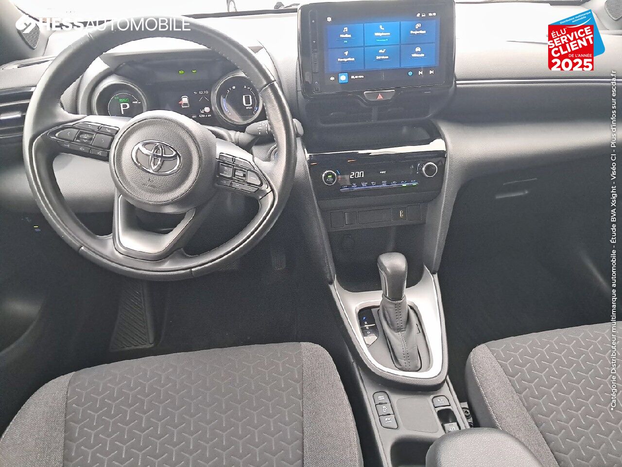 Véhicule d'occasion TOYOTA YARIS CROSS 116H DESIGN MY22 CAMERA chez Nissan Belfort