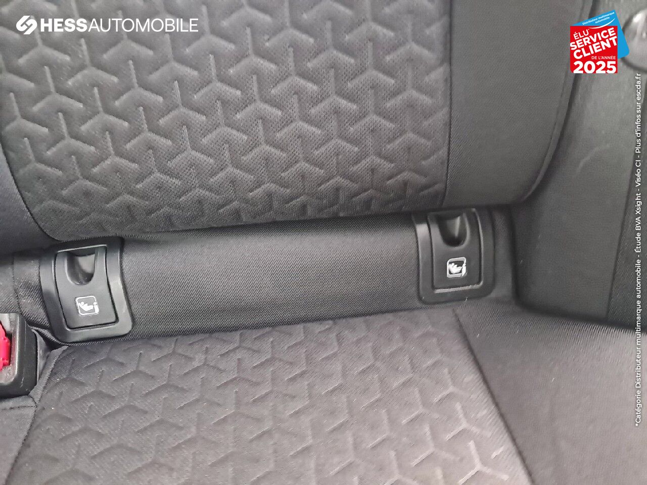 Véhicule d'occasion TOYOTA YARIS CROSS 116H DESIGN MY22 CAMERA chez Nissan Belfort