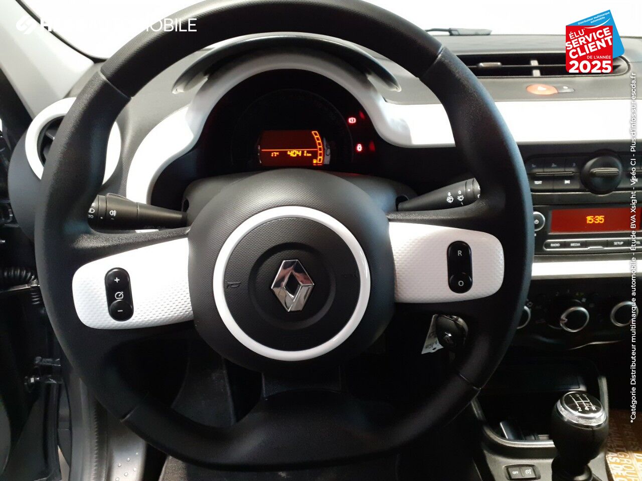 Véhicule d'occasion RENAULT TWINGO 1.0 SCE 75CH ZEN - 20 chez Renault Montbéliard