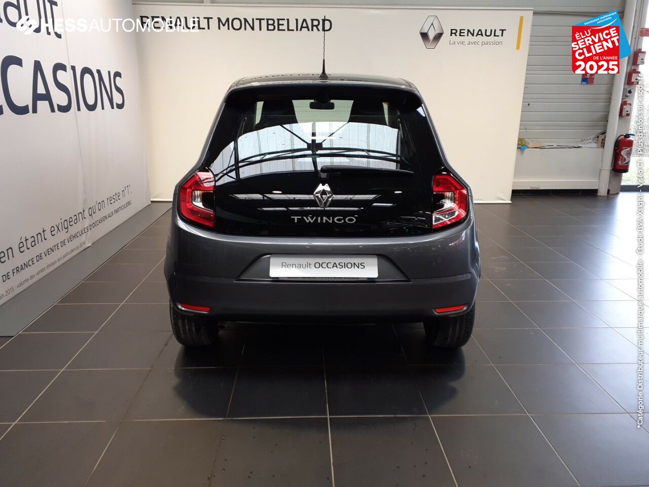 Véhicule d'occasion RENAULT TWINGO 1.0 SCE 75CH ZEN - 20 chez Renault Montbéliard