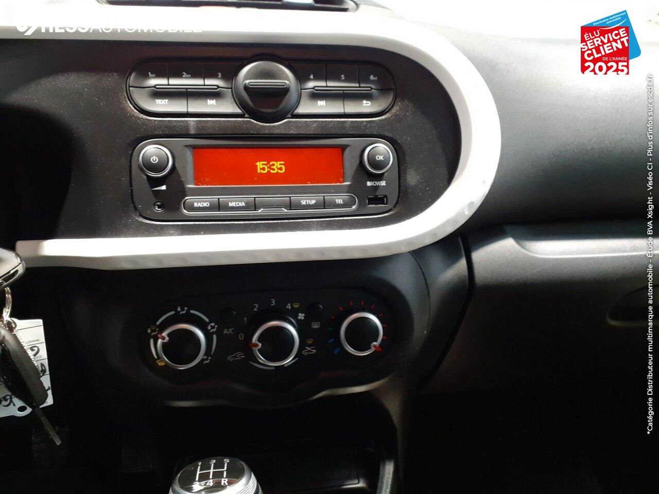 Véhicule d'occasion RENAULT TWINGO 1.0 SCE 75CH ZEN - 20 chez Renault Montbéliard