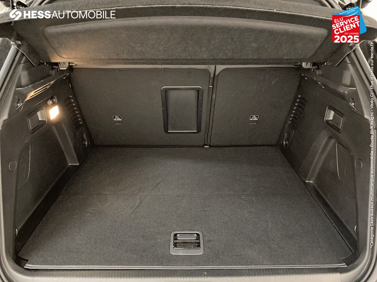Véhicule d'occasion PEUGEOT 3008 HYBRID 225CH GT E-EAT8 LED GPS CAMERA RADAR AV/AR chez Peugeot Charleville
