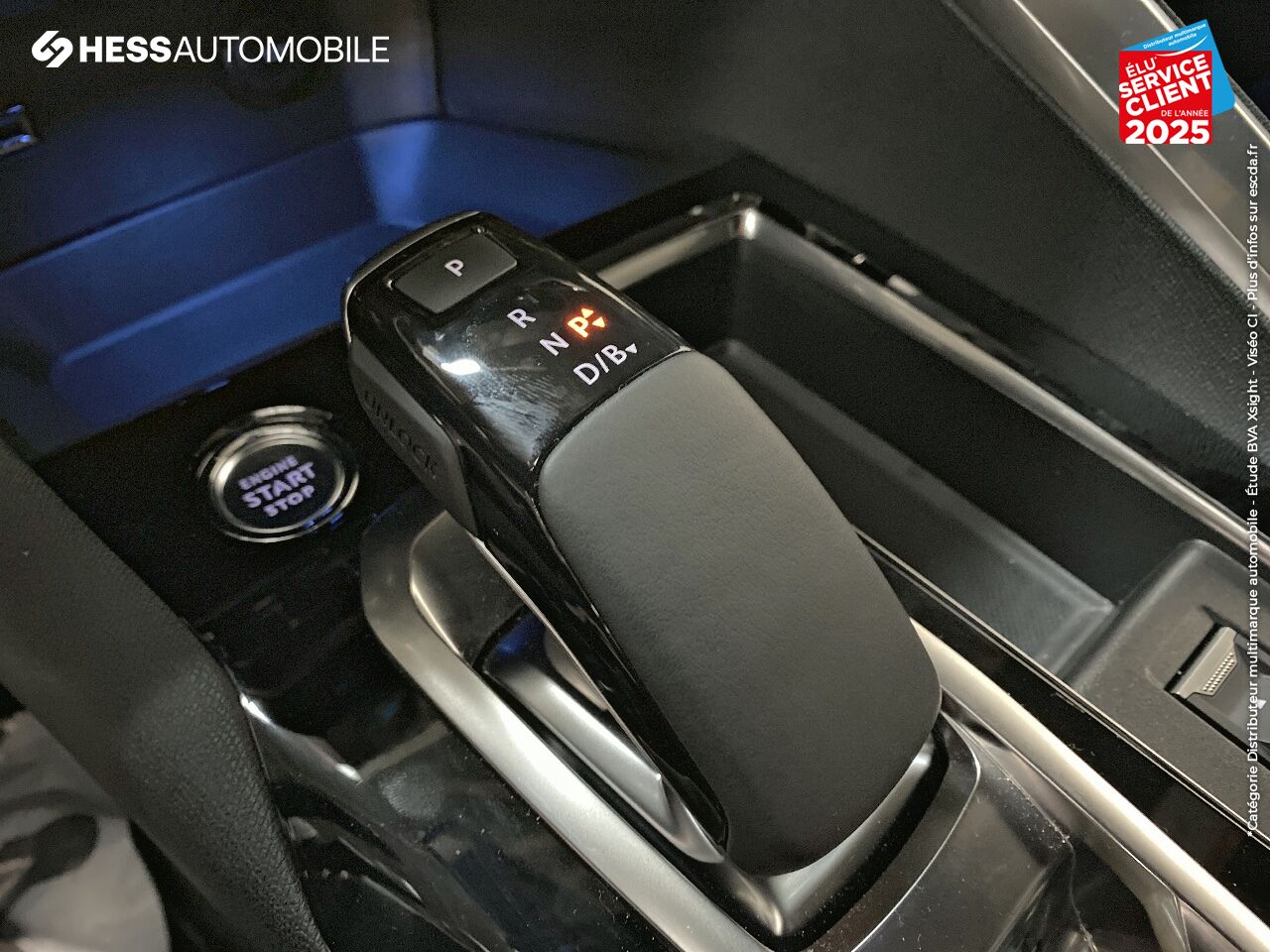 Véhicule d'occasion PEUGEOT 3008 HYBRID 225CH GT E-EAT8 LED GPS CAMERA RADAR AV/AR chez Peugeot Charleville