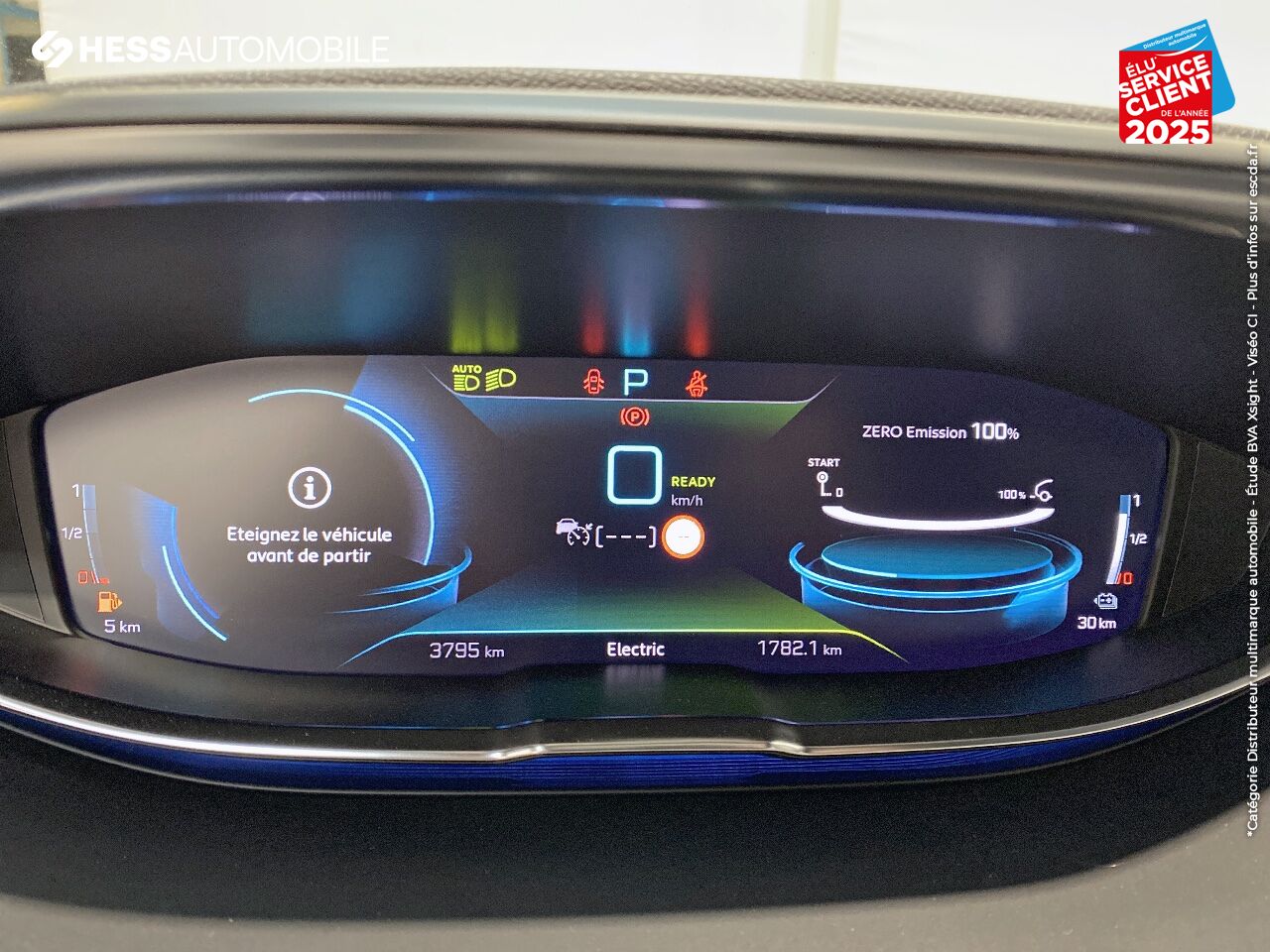 Véhicule d'occasion PEUGEOT 3008 HYBRID 225CH GT E-EAT8 LED GPS CAMERA RADAR AV/AR chez Peugeot Charleville