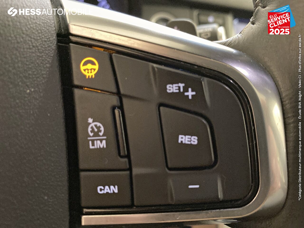 Véhicule d'occasion LAND-ROVER DISCOVERY SPORT 2.0 TD4 180CH AWD HSE LUXURY BVA MARK II TPANO GPS SIEGES CHAUF ATTELAGE chez Land Rover Strasbourg