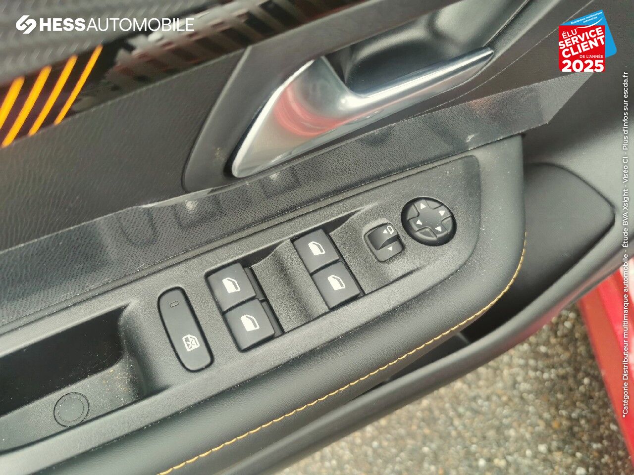 Véhicule d'occasion PEUGEOT 208 1.2 PURETECH 100CH SS ROADTRIP 118G chez Peugeot Sedan