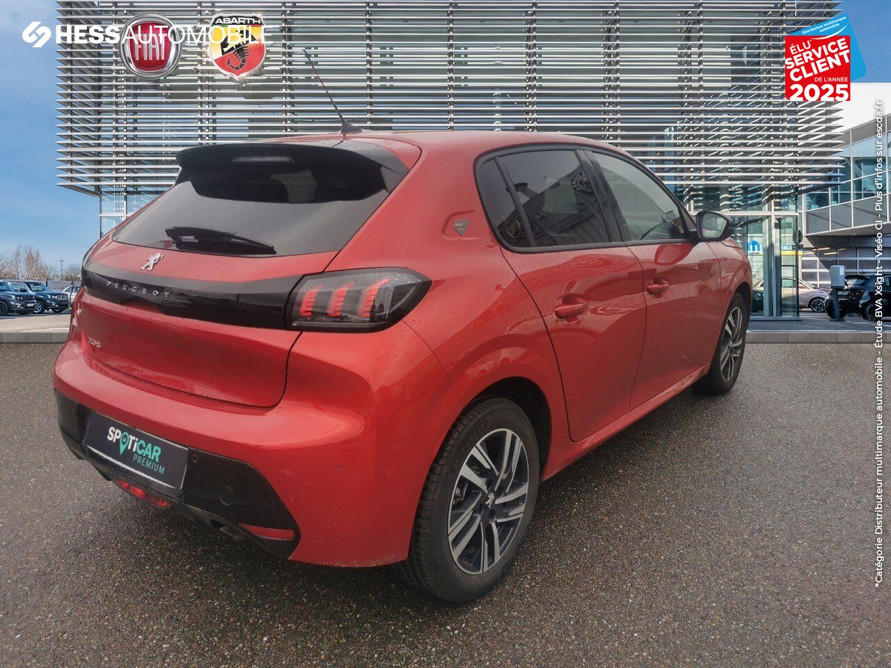 Véhicule d'occasion PEUGEOT 208 1.2 PURETECH 100CH SS ROADTRIP 118G chez Peugeot Sedan
