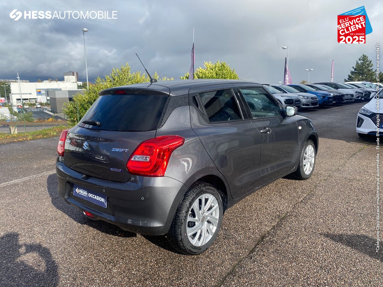 Véhicule d'occasion SUZUKI SWIFT 1.2 DUALJET HYBRID 83CH PRIVILEGE chez Suzuki Nancy