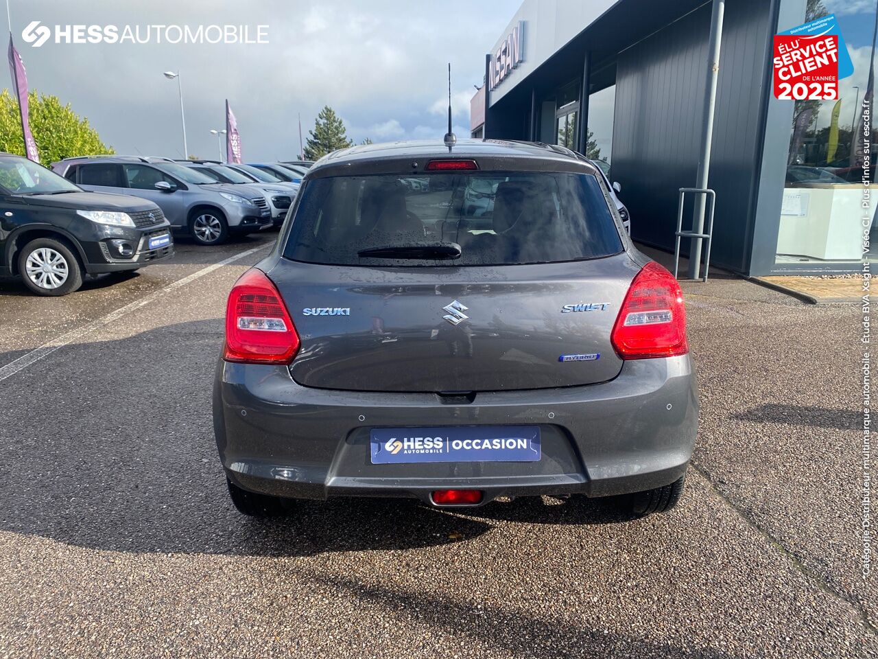 Véhicule d'occasion SUZUKI SWIFT 1.2 DUALJET HYBRID 83CH PRIVILEGE chez Suzuki Nancy