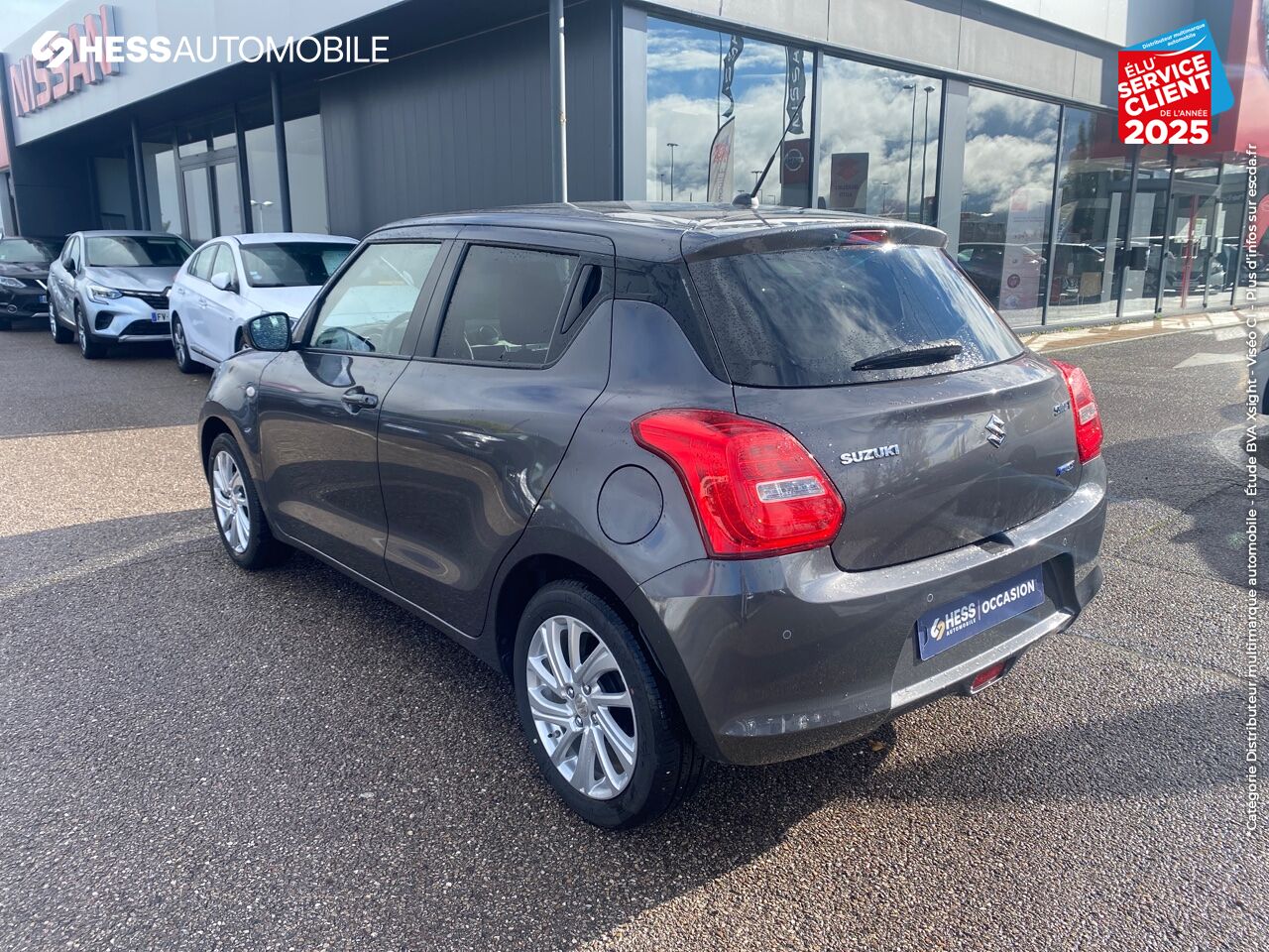 Véhicule d'occasion SUZUKI SWIFT 1.2 DUALJET HYBRID 83CH PRIVILEGE chez Suzuki Nancy