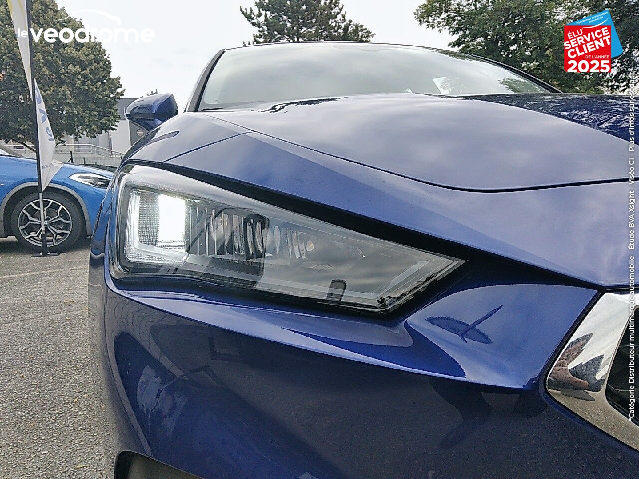 Véhicule d'occasion SEAT LEON 1.0 TSI 110CH STYLE -21 COCKPIT DIGITAL APPLE CARPLAY/ANDROID AUTO CLIM AUTO chez Le Veodrome