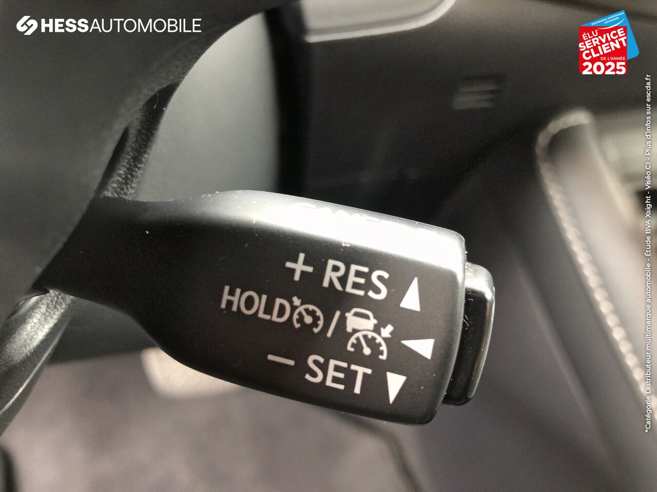 Véhicule d'occasion LEXUS CT 200H PACK BUSINESS MY19 EURO6D-T GPS CAMERA LED chez Lexus Metz