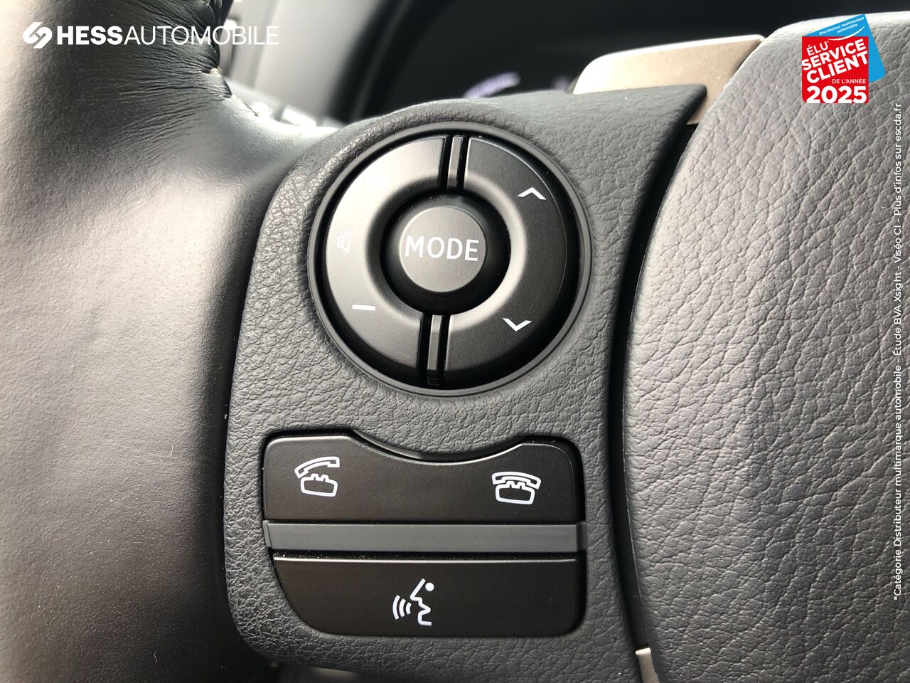 Véhicule d'occasion LEXUS CT 200H PACK BUSINESS MY19 EURO6D-T GPS CAMERA LED chez Lexus Metz
