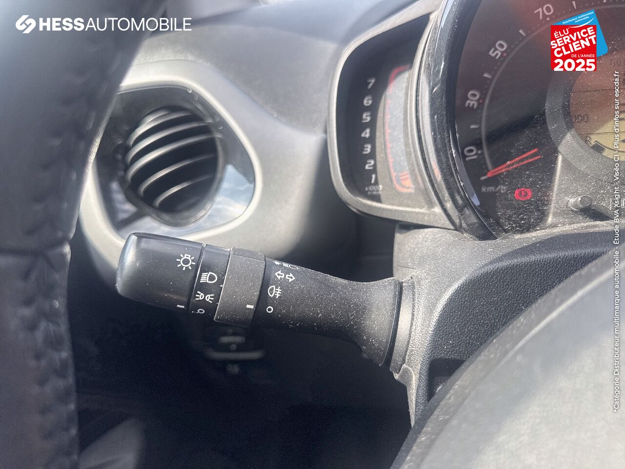 Véhicule d'occasion TOYOTA AYGO 1.0 VVT-I 72CH X-PLAY 5P MY21 chez Renault Colmar