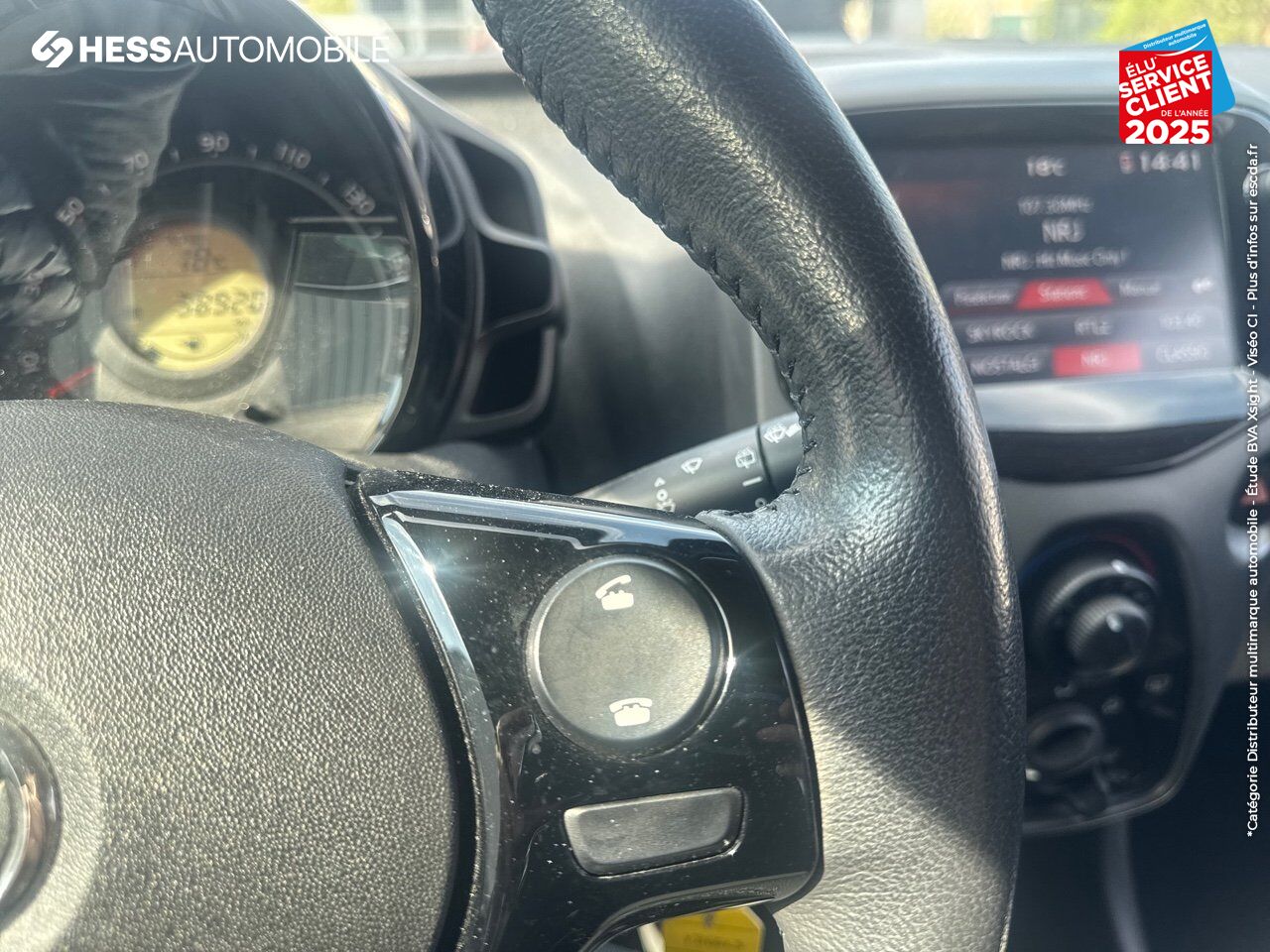 Véhicule d'occasion TOYOTA AYGO 1.0 VVT-I 72CH X-PLAY 5P MY21 chez Renault Colmar