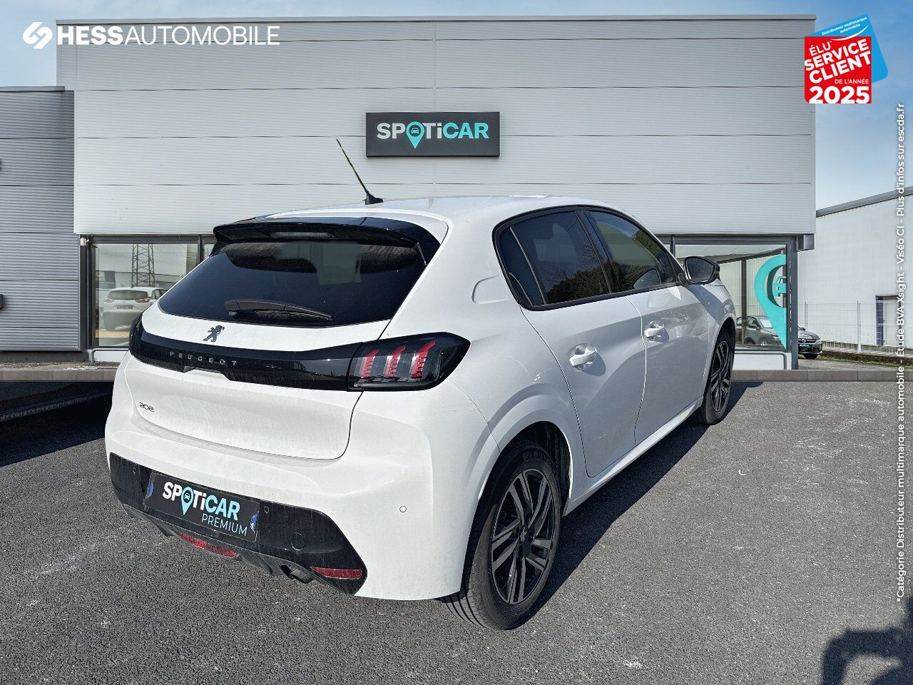 Véhicule d'occasion PEUGEOT 208 1.2 PURETECH 100CH S/S ALLURE PACK GPS CAMERA CARPLAY chez Renault Sélestat
