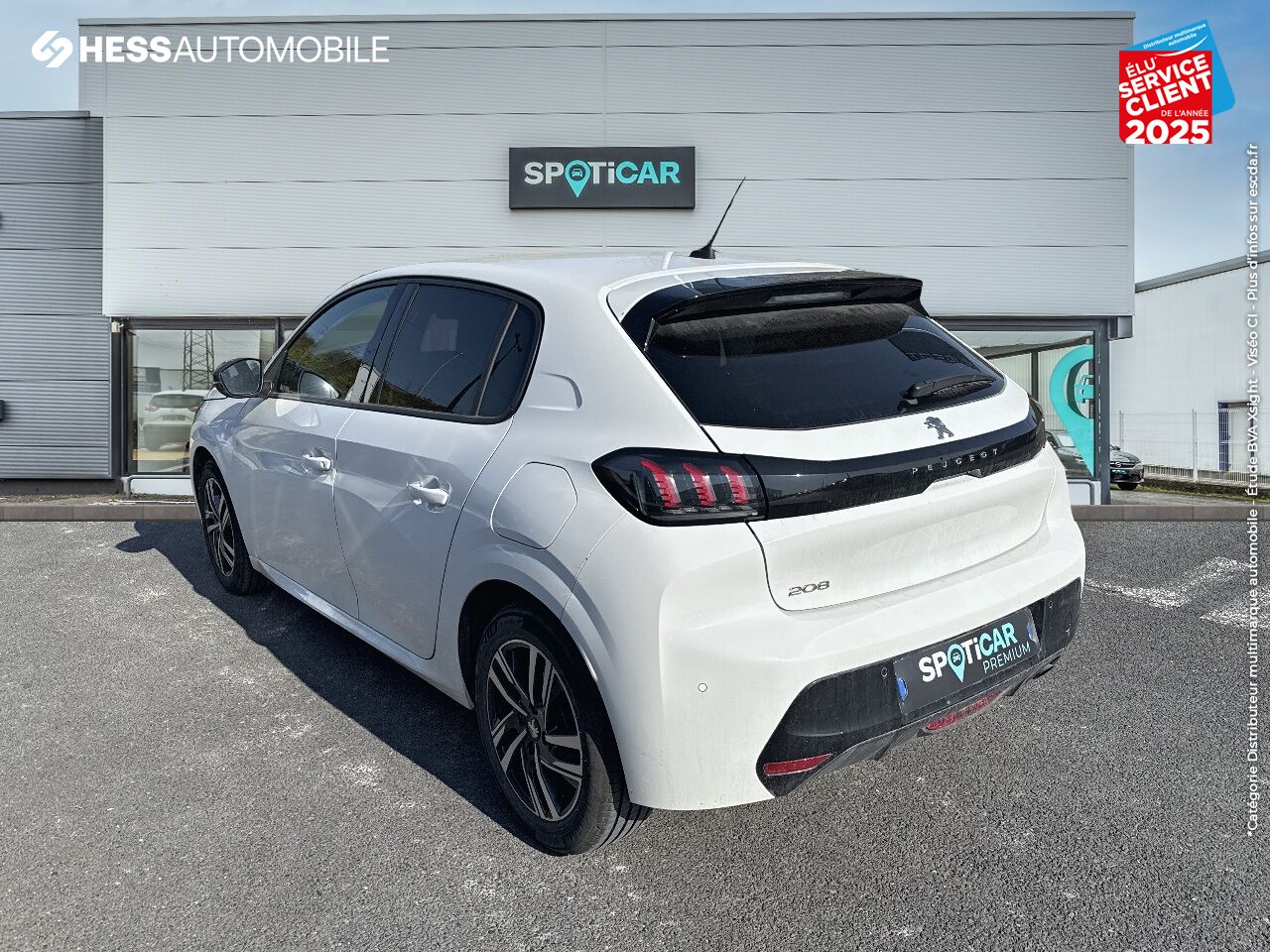 Véhicule d'occasion PEUGEOT 208 1.2 PURETECH 100CH S/S ALLURE PACK GPS CAMERA CARPLAY chez Renault Sélestat