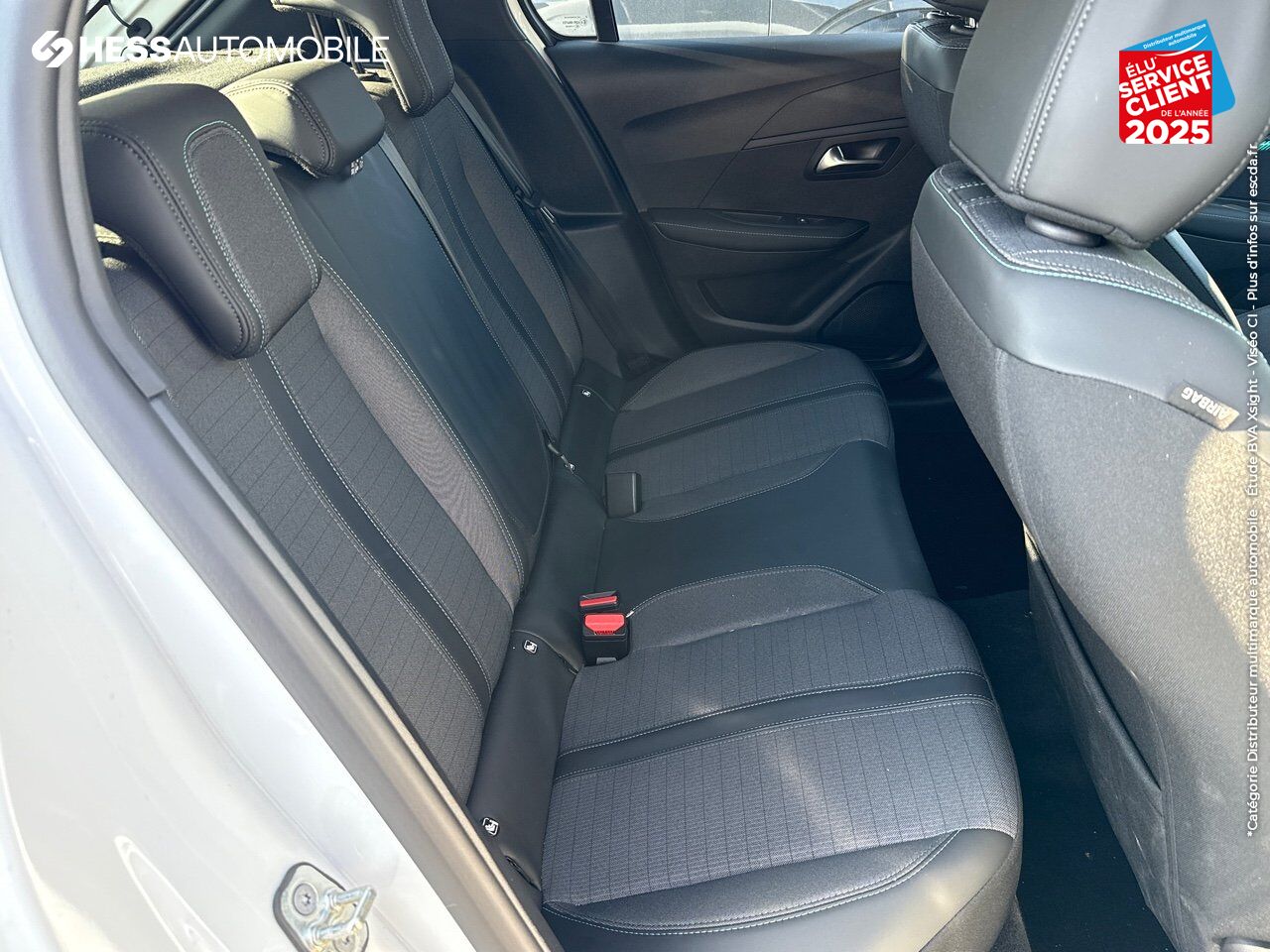 Véhicule d'occasion PEUGEOT 208 1.2 PURETECH 100CH S/S ALLURE PACK GPS CAMERA CARPLAY chez Renault Sélestat