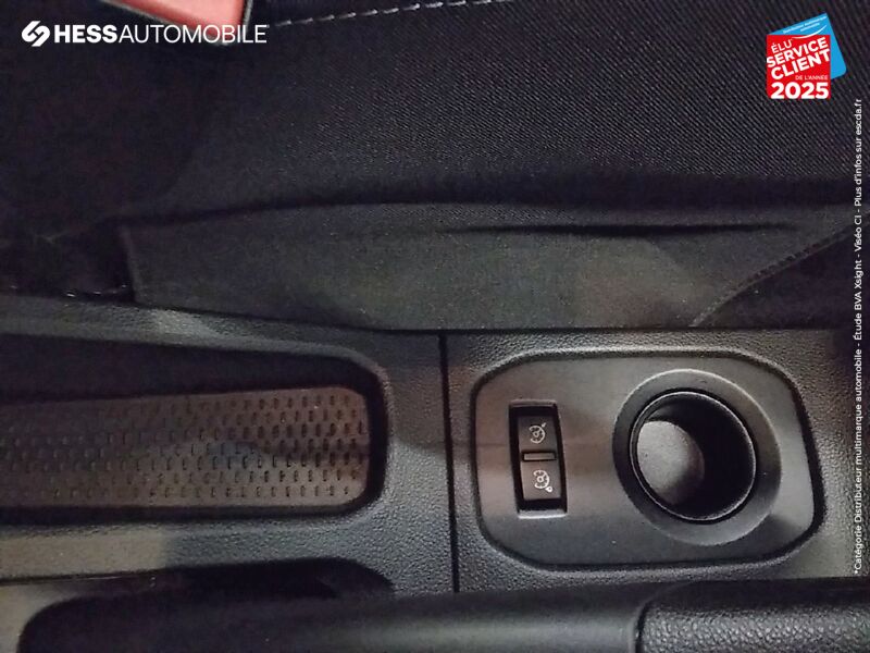 Véhicule d'occasion DACIA DUSTER 1.5 DCI 110CH PRESTIGE 4X2 chez Renault Strasbourg