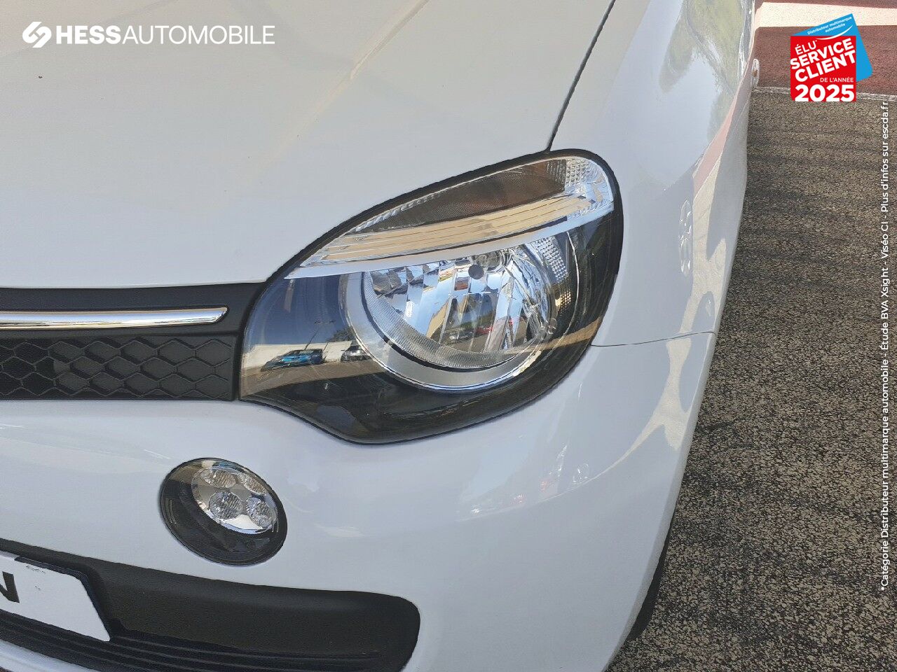Véhicule d'occasion RENAULT TWINGO 1.0 SCE 70CH ZEN EURO6C chez Renault Belfort