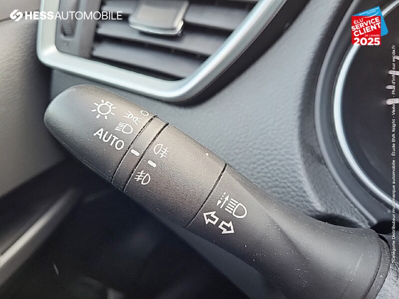 Véhicule d'occasion NISSAN QASHQAI 1.5 DCI 115CH N-CONNECTA DCT 2019 EURO6-EVAP TPANO GPS CAM360 CAR PLAY chez Nissan Beaune