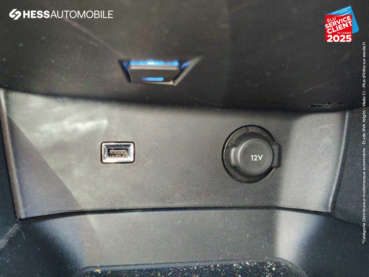 Véhicule d'occasion PEUGEOT 3008 1.2 PURETECH 130CH ACTIVE BUSINESS S/S EAT6 GPS chez Renault Saint-Louis