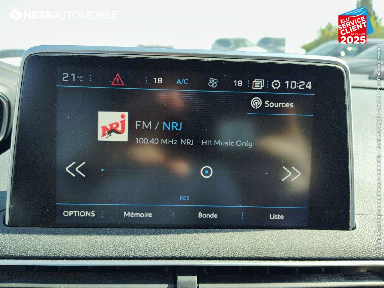 Véhicule d'occasion PEUGEOT 3008 1.2 PURETECH 130CH ACTIVE BUSINESS S/S EAT6 GPS chez Renault Saint-Louis