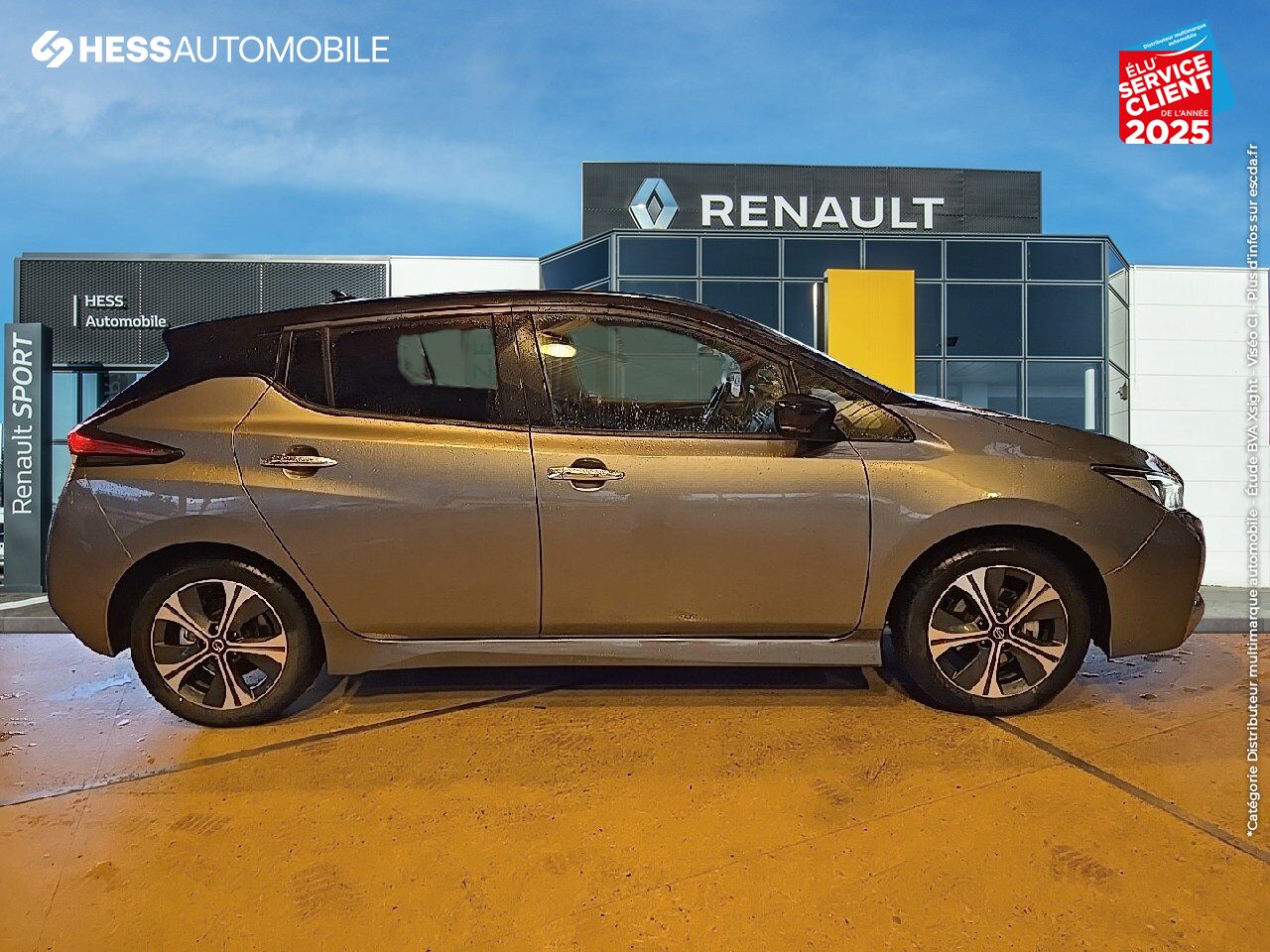 Véhicule d'occasion NISSAN LEAF 150CH 40KWH TEKNA 22 SIEGES CHAUF/CUIR GPS CAMERA BOSE chez Nissan Besançon