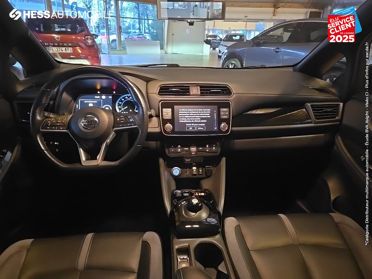 Véhicule d'occasion NISSAN LEAF 150CH 40KWH TEKNA 22 SIEGES CHAUF/CUIR GPS CAMERA BOSE chez Nissan Besançon