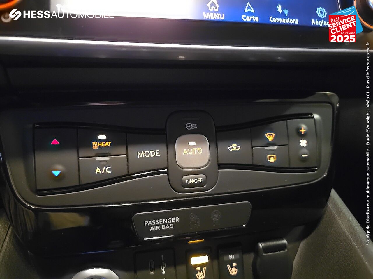 Véhicule d'occasion NISSAN LEAF 150CH 40KWH TEKNA 22 SIEGES CHAUF/CUIR GPS CAMERA BOSE chez Nissan Besançon