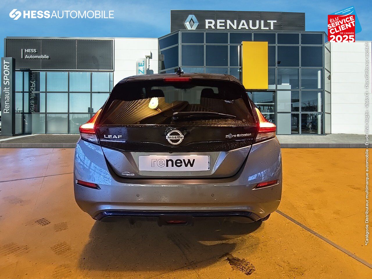 Véhicule d'occasion NISSAN LEAF 150CH 40KWH TEKNA 22 SIEGES CHAUF/CUIR GPS CAMERA BOSE chez Nissan Besançon