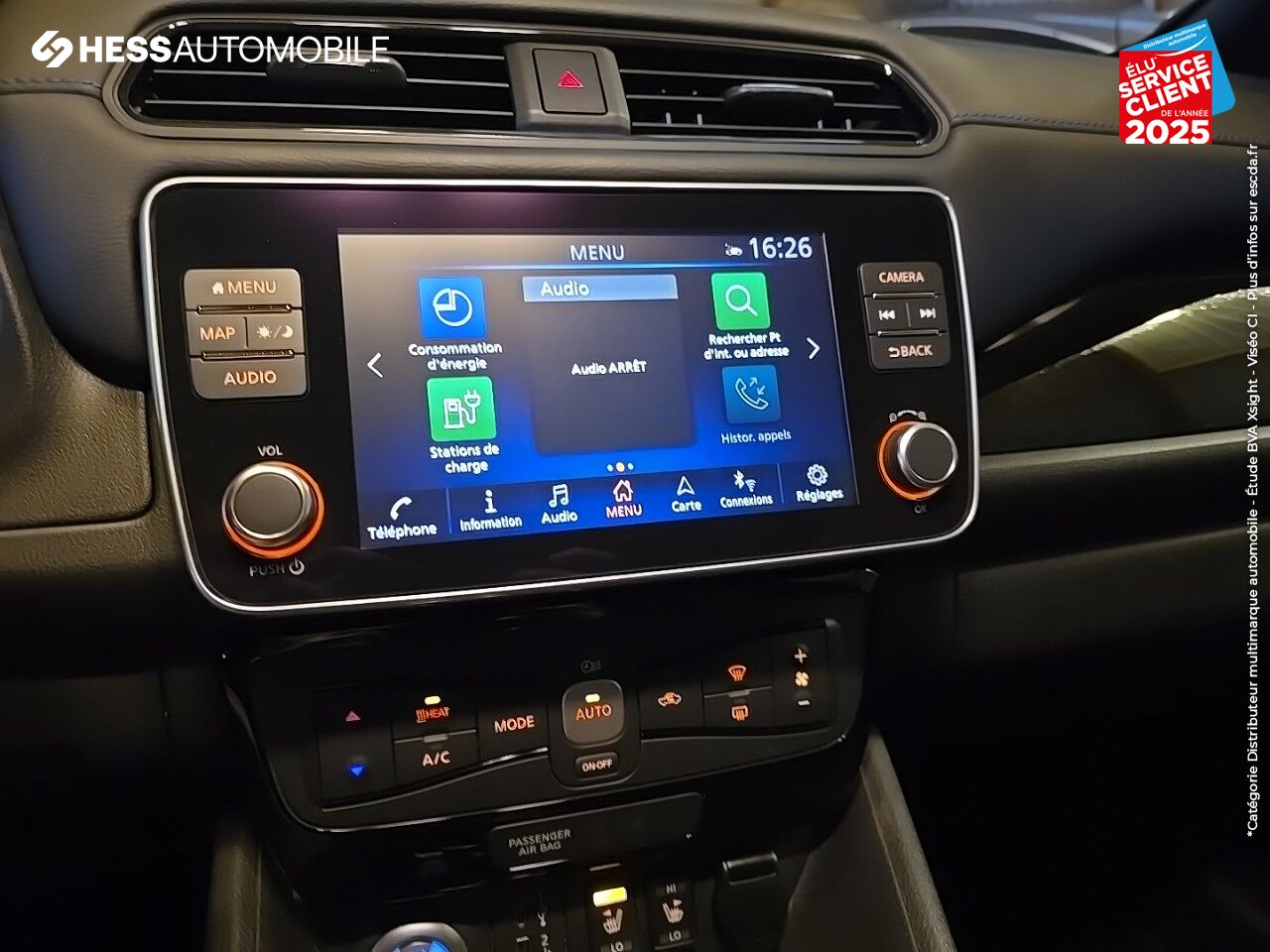 Véhicule d'occasion NISSAN LEAF 150CH 40KWH TEKNA 22 SIEGES CHAUF/CUIR GPS CAMERA BOSE chez Nissan Besançon