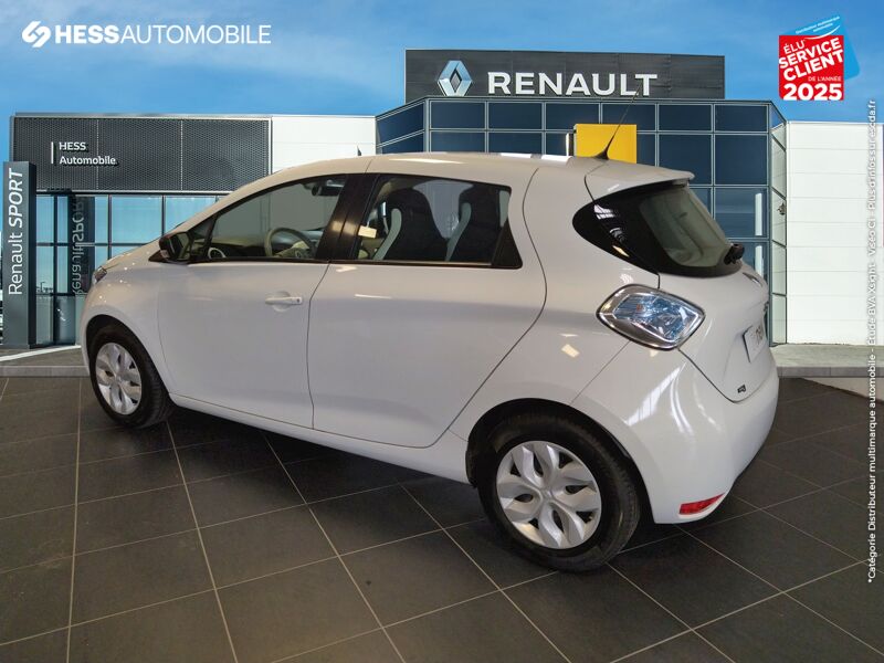 Véhicule d'occasion RENAULT ZOE LIFE CHARGE NORMALE R90 MY19 chez Renault Strasbourg