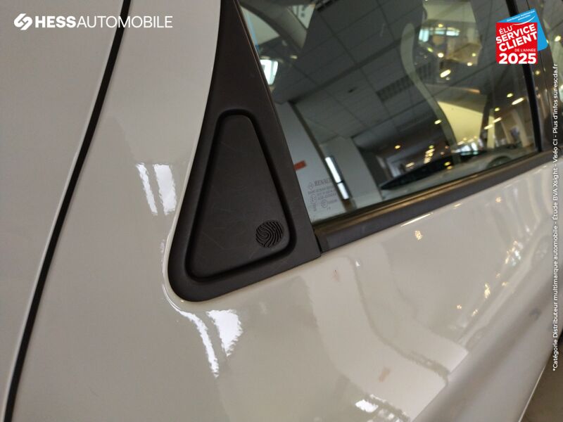 Véhicule d'occasion RENAULT ZOE LIFE CHARGE NORMALE R90 MY19 chez Renault Strasbourg