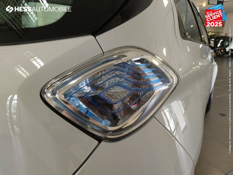 Véhicule d'occasion RENAULT ZOE LIFE CHARGE NORMALE R90 MY19 chez Renault Strasbourg