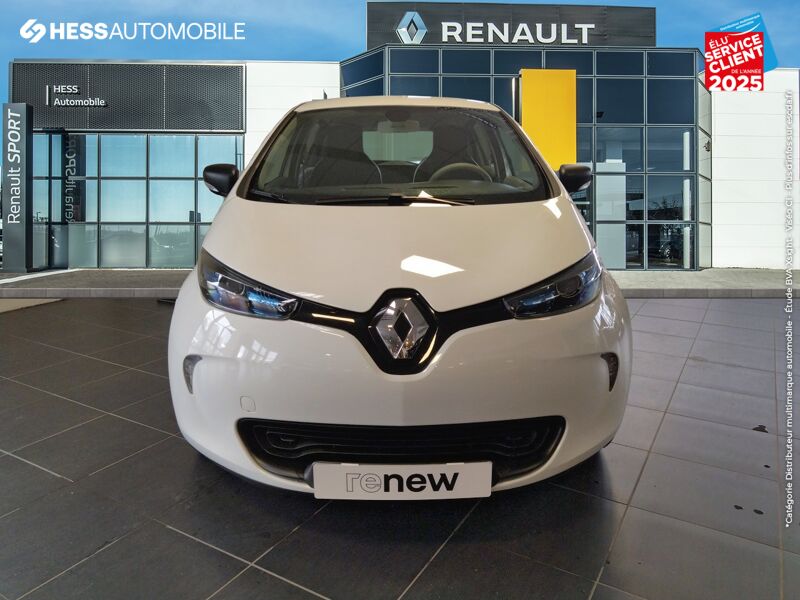 Véhicule d'occasion RENAULT ZOE LIFE CHARGE NORMALE R90 MY19 chez Renault Strasbourg