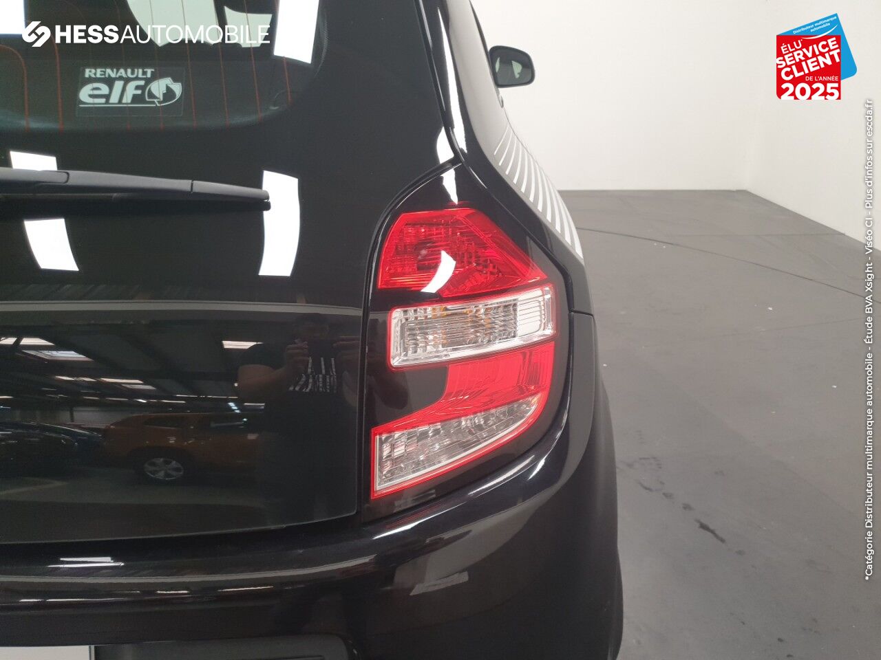 Véhicule d'occasion RENAULT TWINGO 1.0 SCE 70CH LIMITED 2017 BOITE COURTE chez Renault Strasbourg