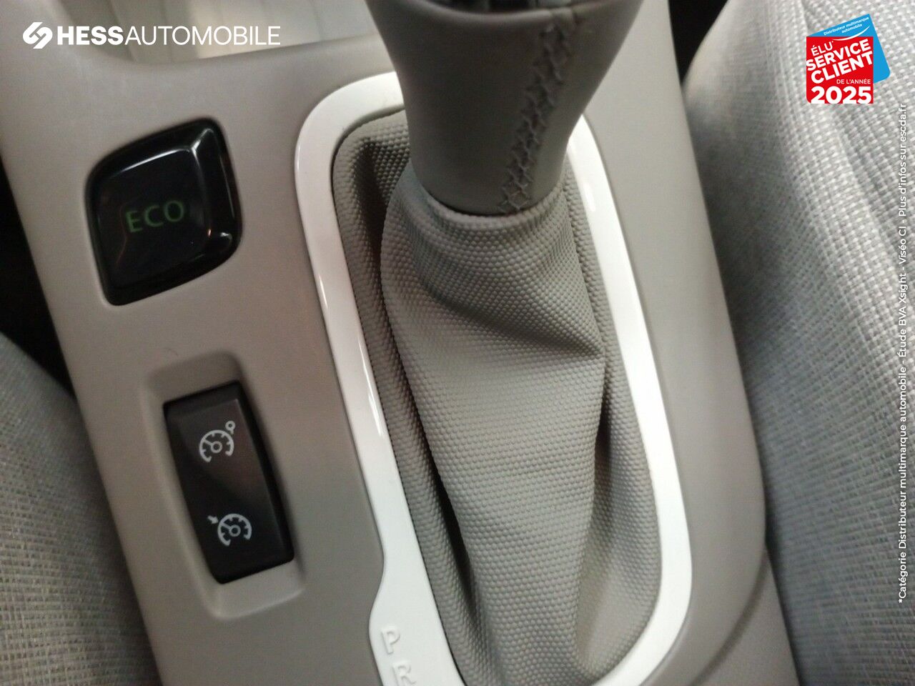 Véhicule d'occasion RENAULT ZOE ZEN CHARGE NORMALE TYPE 2 GPS chez Renault Montbéliard
