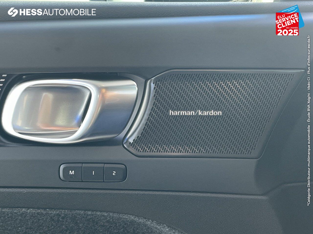 Véhicule d'occasion VOLVO XC40 B3 163CH ULTRA DCT 7 chez BMW Lons le Saunier