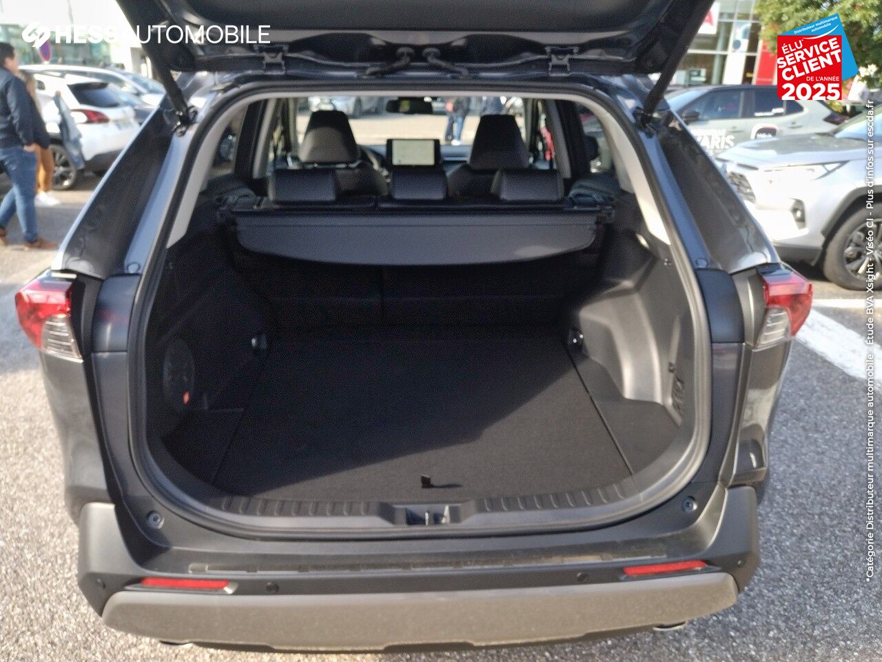Véhicule neuf TOYOTA RAV4 2.5 HYBRIDE 218CH LOUNGE 2WD MY24 chez Toyota Metz