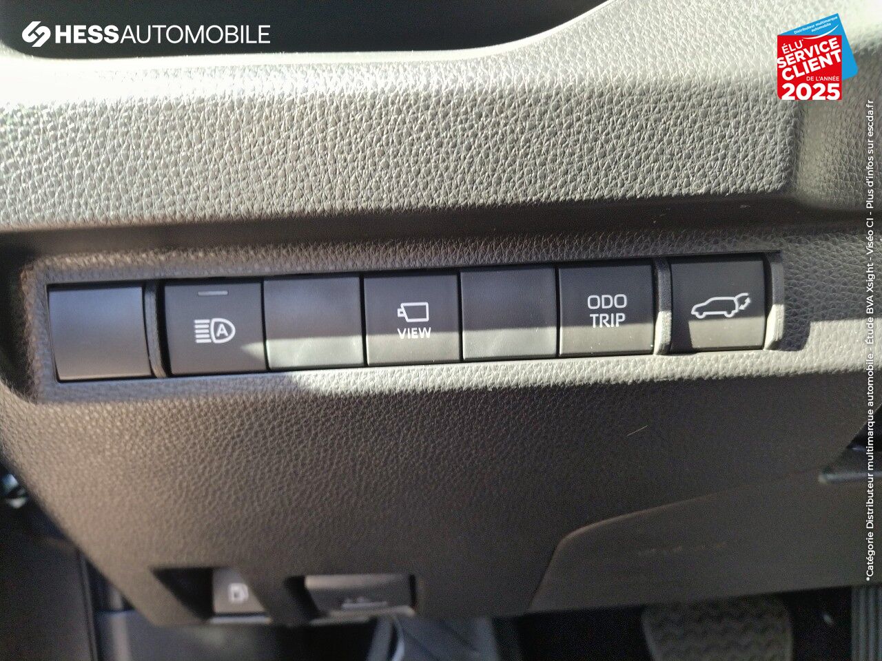 Véhicule neuf TOYOTA RAV4 2.5 HYBRIDE 218CH LOUNGE 2WD MY24 chez Toyota Metz