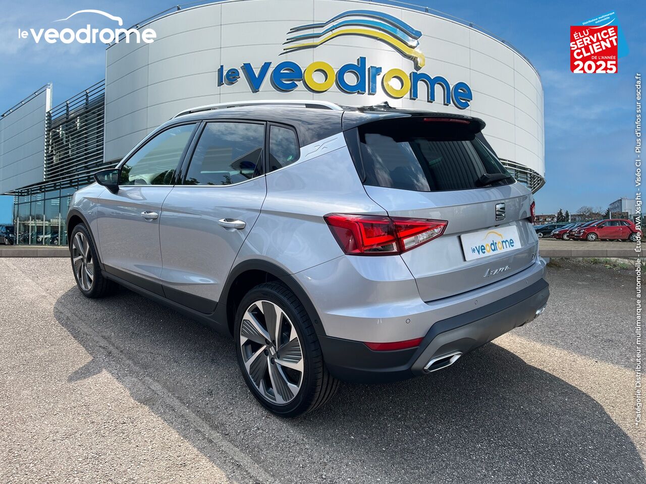 Véhicule d'occasion SEAT ARONA 1.0 TSI 110CH FR DSG7 CAMERA GPS RADAR AV/AR chez Le Veodrome