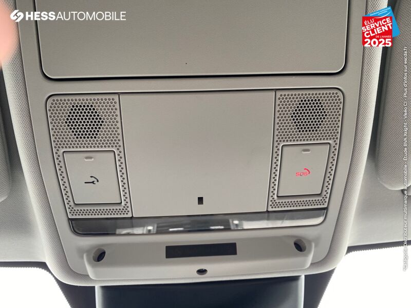 Véhicule d'occasion LAND-ROVER EVOQUE 2.0 TD4 150 PURE 4X4 BVA MARK VI GPS CAMERA chez Land Rover Metz
