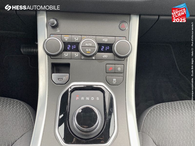 Véhicule d'occasion LAND-ROVER EVOQUE 2.0 TD4 150 PURE 4X4 BVA MARK VI GPS CAMERA chez Land Rover Metz