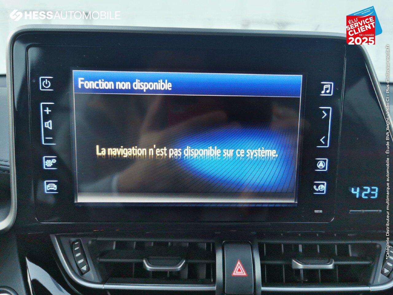 Véhicule d'occasion TOYOTA C-HR 122H DESIGN 2WD E-CVT RC18 chez Toyota Belfort