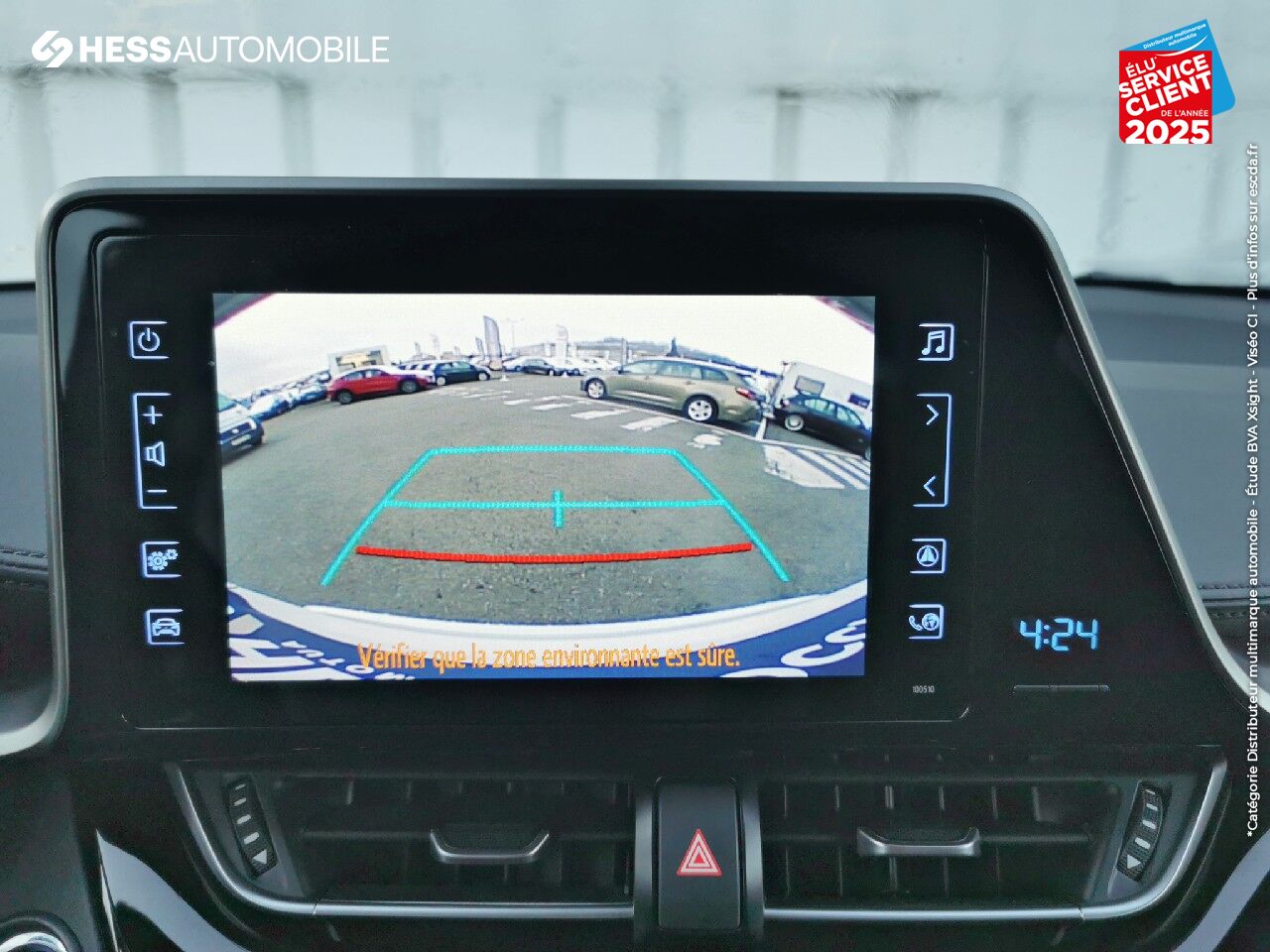 Véhicule d'occasion TOYOTA C-HR 122H DESIGN 2WD E-CVT RC18 chez Toyota Belfort
