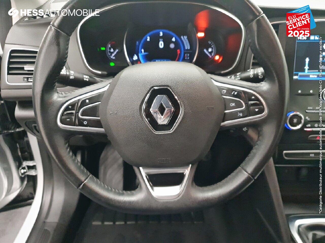 Véhicule d'occasion RENAULT MEGANE ESTATE 1.5 BLUE DCI 115CH BUSINESS chez Renault Strasbourg