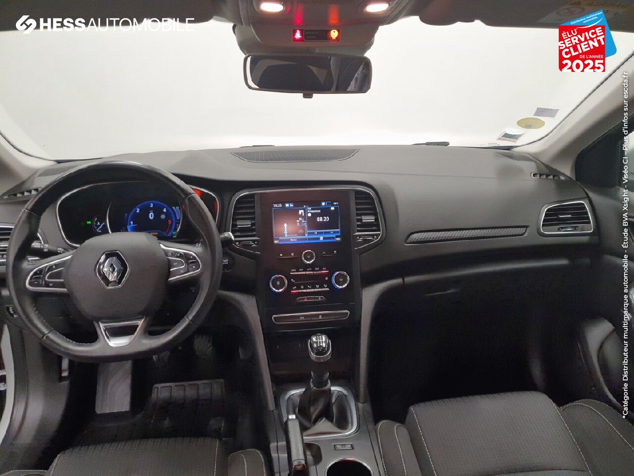 Véhicule d'occasion RENAULT MEGANE ESTATE 1.5 BLUE DCI 115CH BUSINESS chez Renault Strasbourg