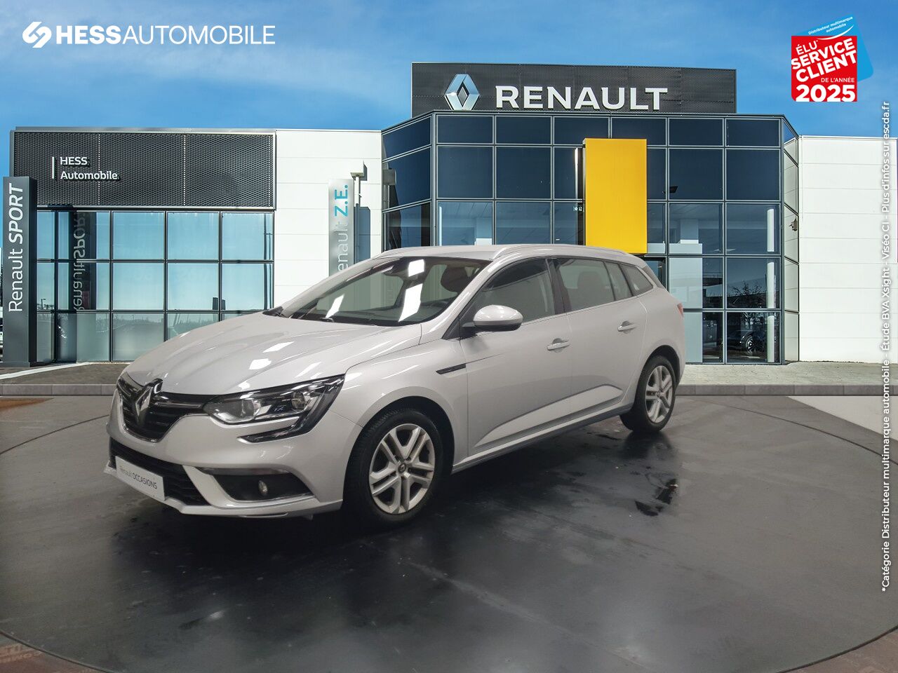Véhicule d'occasion RENAULT MEGANE ESTATE 1.5 BLUE DCI 115CH BUSINESS chez Renault Strasbourg
